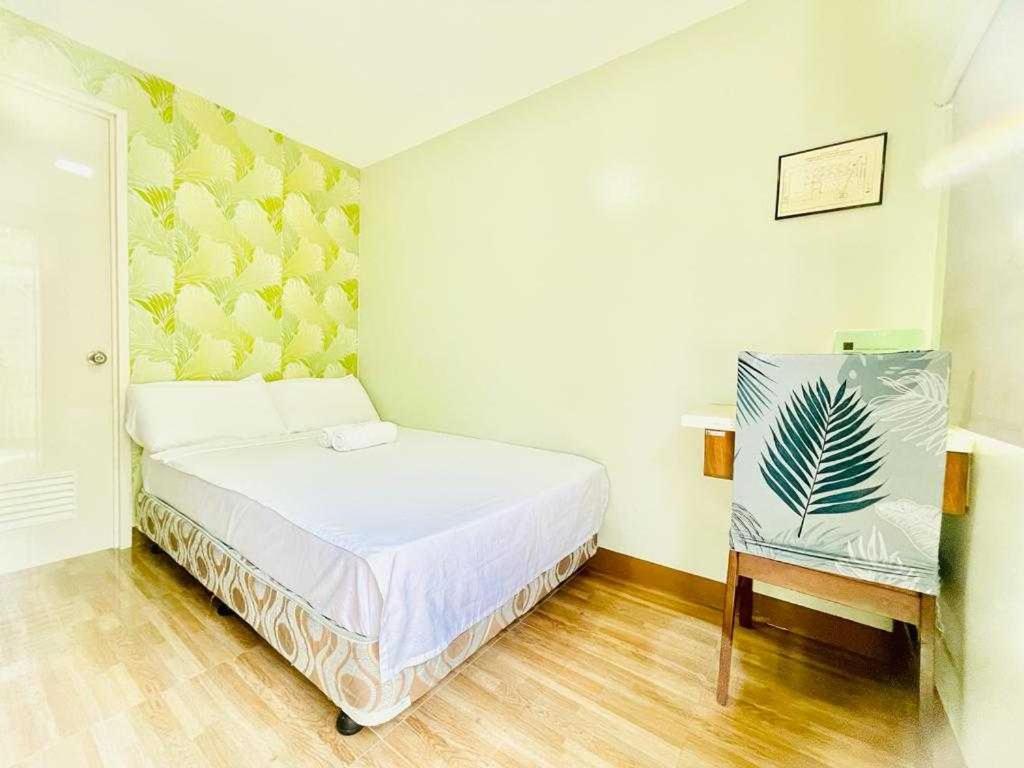 Oyo 1008 Armond Bed And Breakfast Мактан Экстерьер фото
